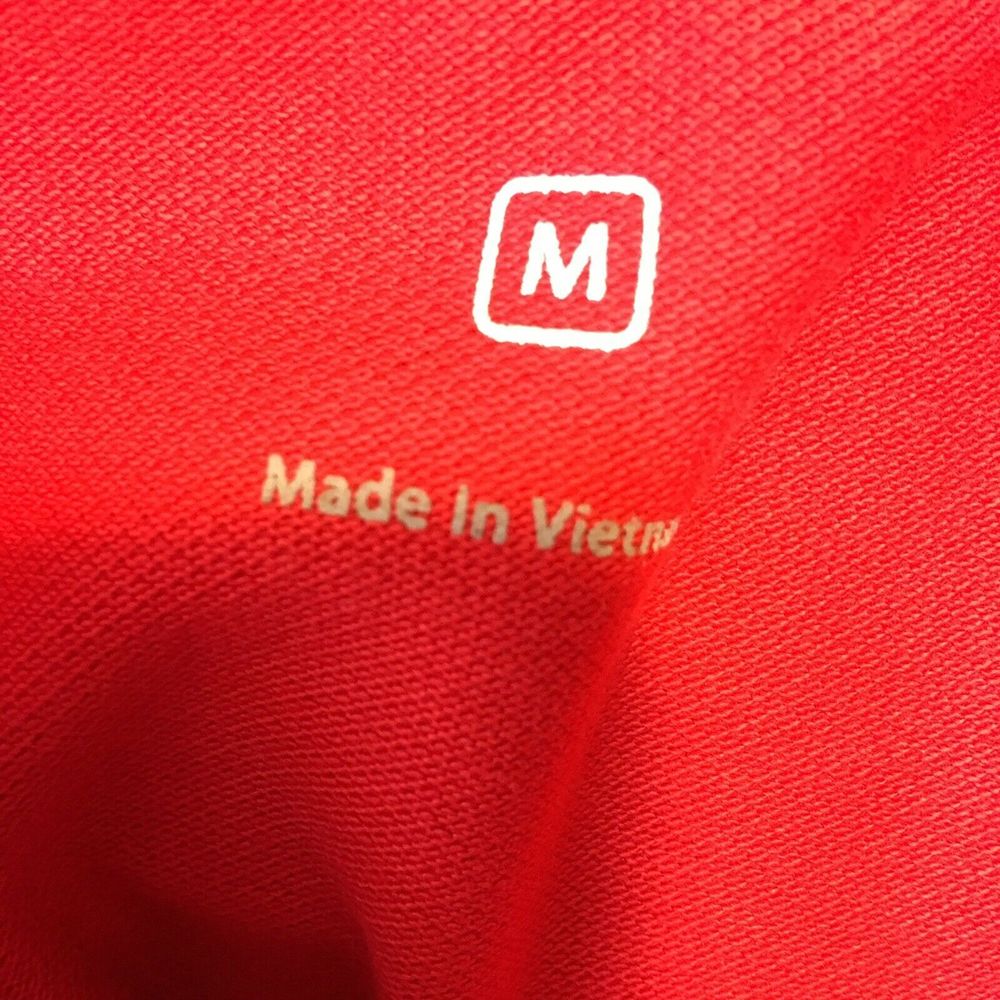 Apple Store Employee Red Shirt Sleeve Tee Shirt Md - Picture 4 of 5